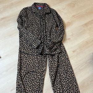 Vera wang sleepwear. Large.